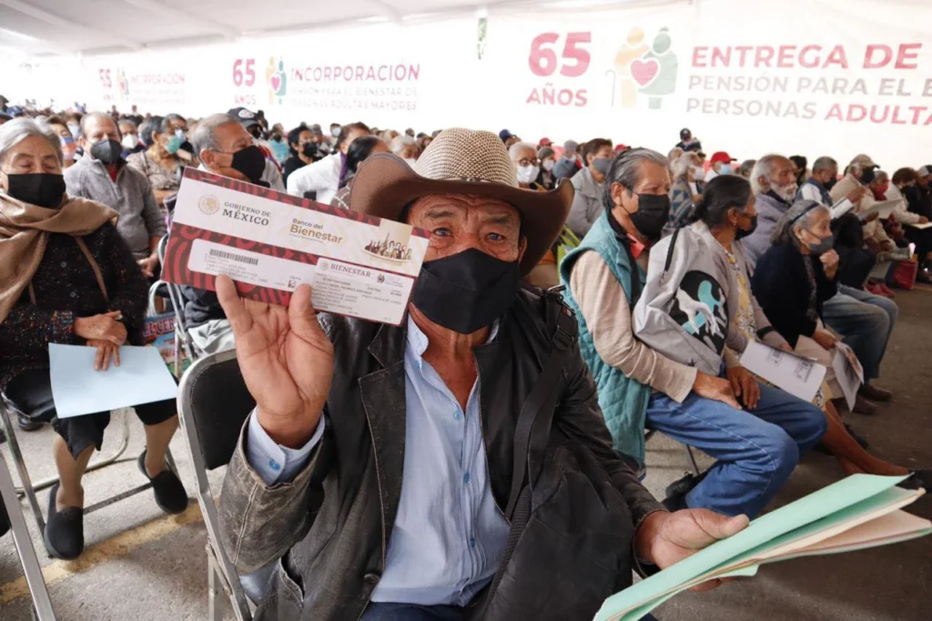 bancarización cambio a tarjeta bienestar adultos mayores y personas con discapacidad 