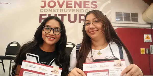 jovenes construyendo el futuro aumento