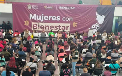 Impulso a la Equidad: Entrega de Tarjetas Mujeres con Bienestar en Edomex