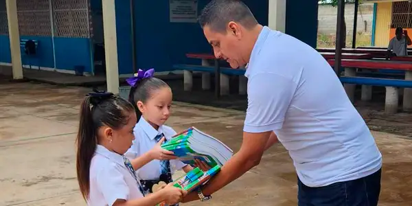 Concluye entrega de Libros de Texto Gratuitos para Ciclo Escolar 2024-2025