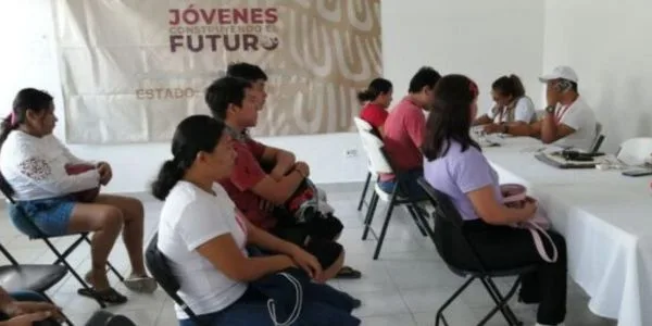 jovenes construyendo el futuro beca universidad