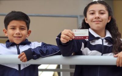 CDMX: depósito en tarjeta Mi Beca de útiles y uniformes